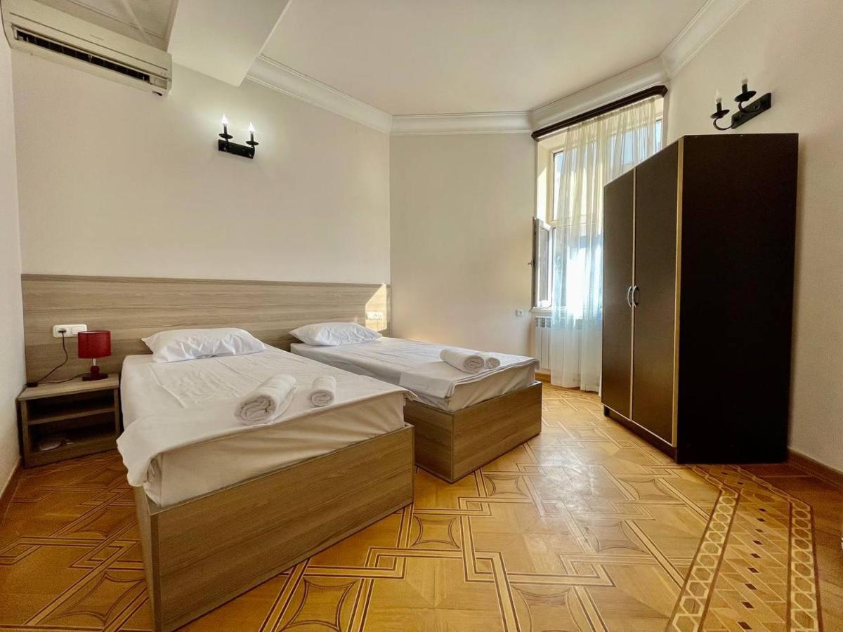 Olive Hotel Jereván Kültér fotó